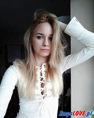 Liliana, lat 19, Warszawa