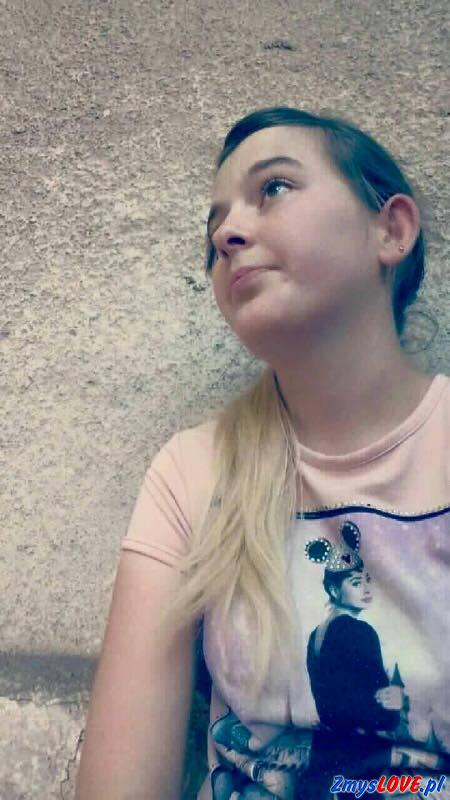 Ania, lat 15, Niemcza